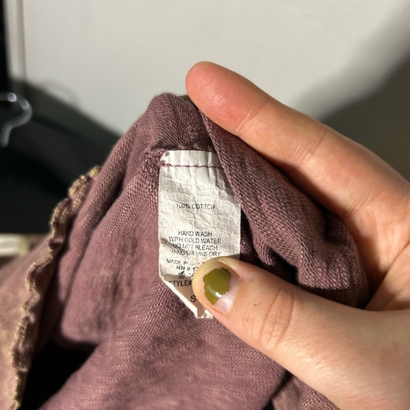 Altar'd State Plum Acid Wash Scoop Neck Short Sleeve Size S - Picture 4 of 4